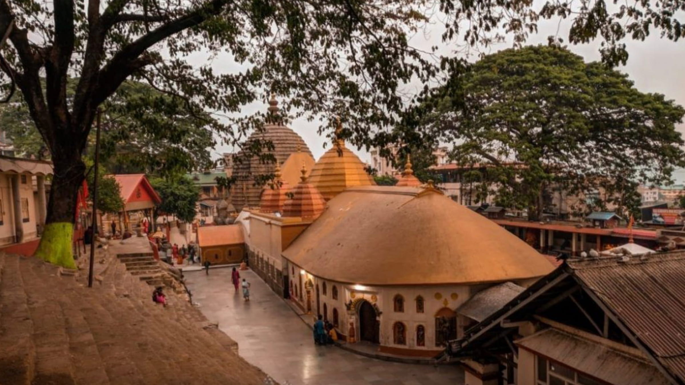 Temple darshan — Atharva Spiritual Journeys